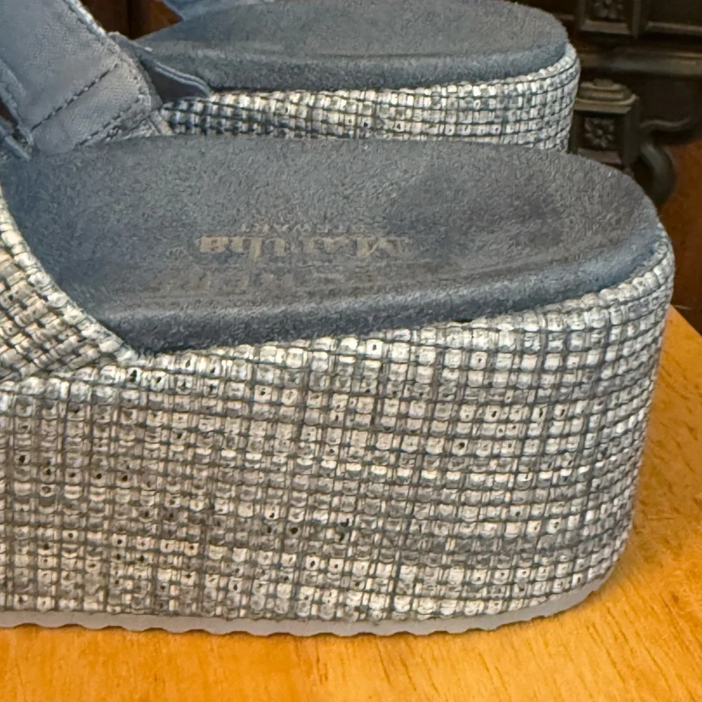Skechers Martha Stewart Arch Fit Blue Silver Woven Platform Wedge Sandals 119514